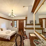 Pliades Traditional 3*