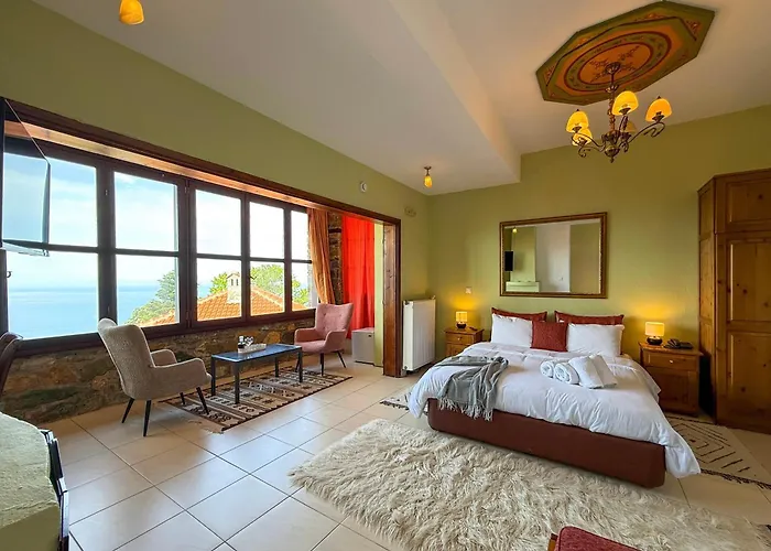 Hotel Pliades Traditional