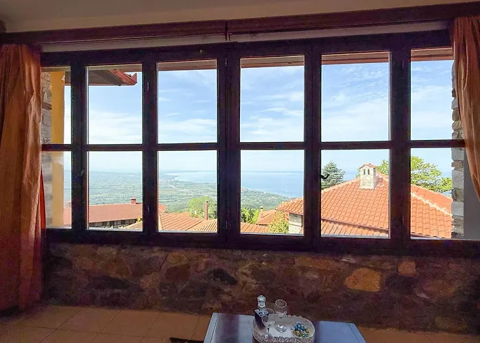 Pliades Traditional Hotel Palaios Panteleimonas