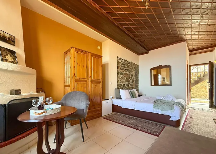 Hotel Pliades Traditional 3*